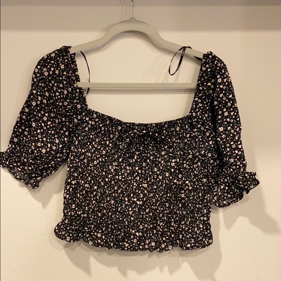 NWT Forever21 Woven Top 🔆